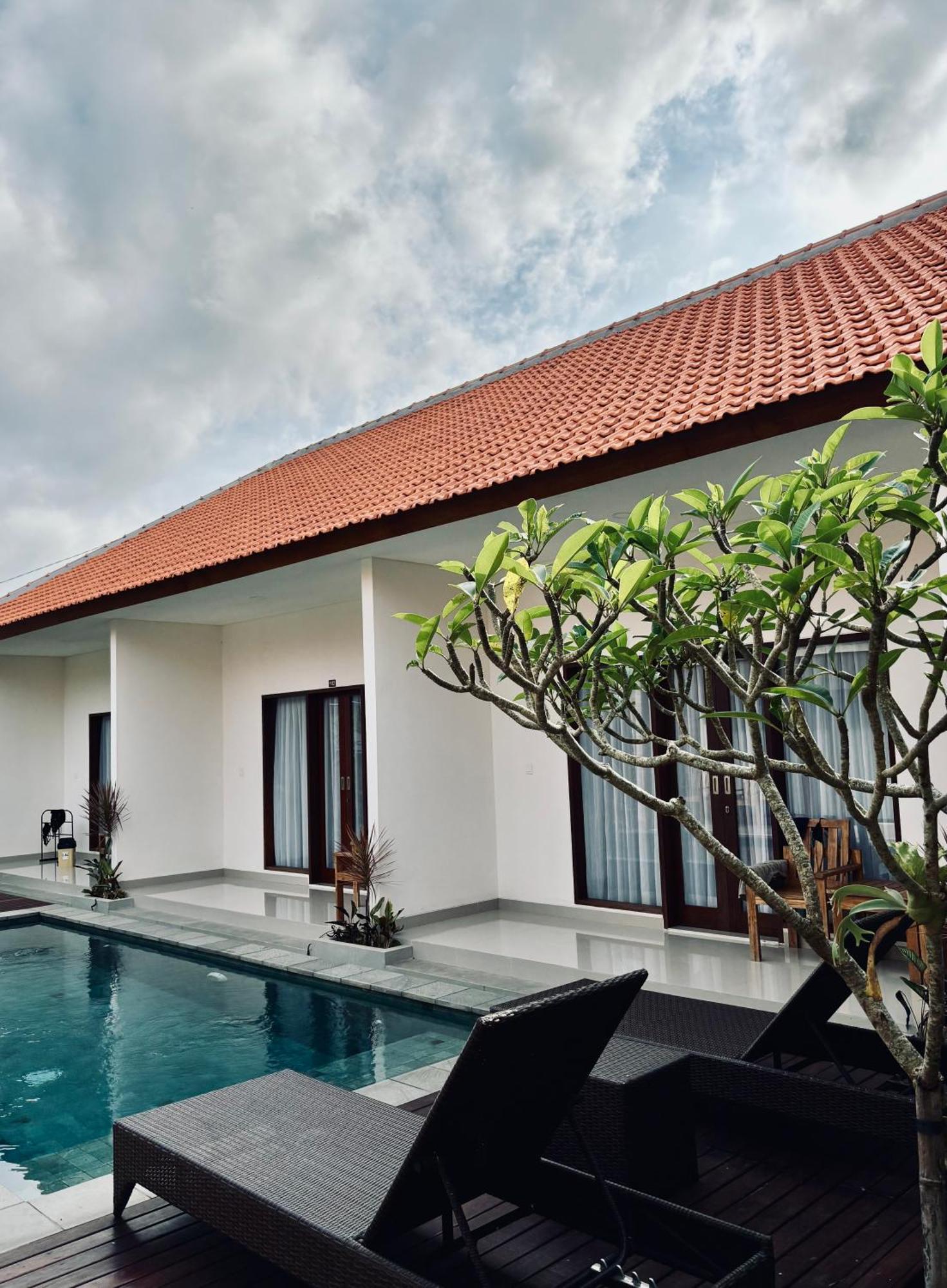 Kampana Homestay Uluwatu Exterior foto
